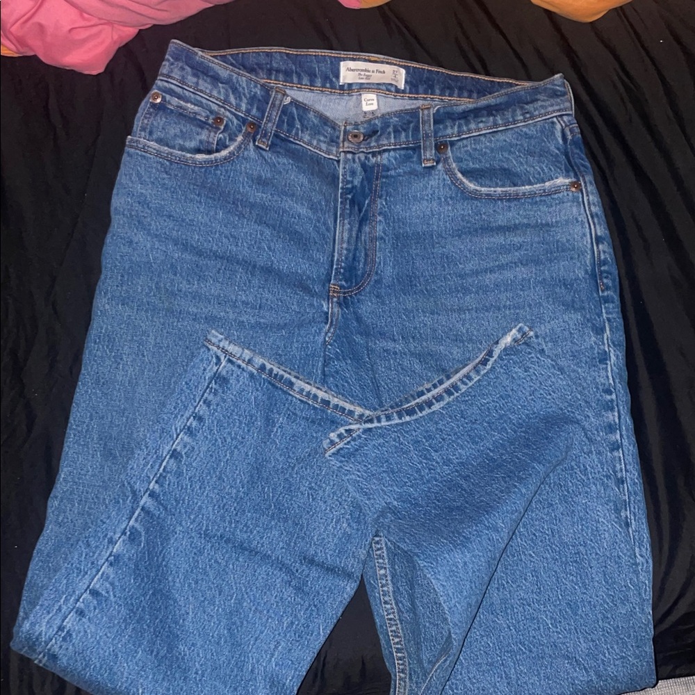Abercrombie Classic Blue baggy Jeans